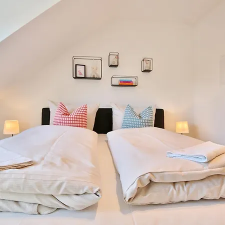 Haus Augustushof * شاربوتس